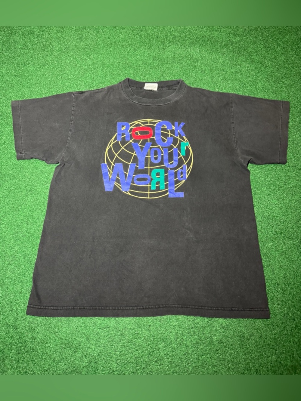 Rock Your World Waynes Vintage 90s Rock N Roll Black Faded L/XL 22x27 T Shirt
